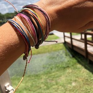 4 pura vida bracelets